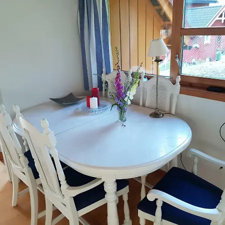 빌라 A Beautiful House With A Garden And A View Of The Fjords *